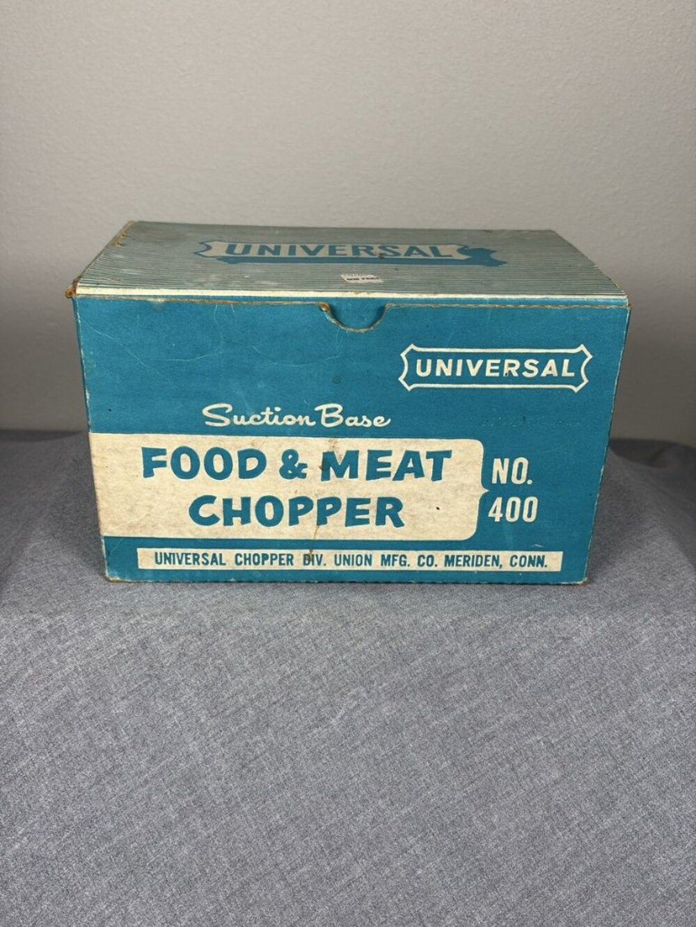 Vintage Universal Suction Base Food and Meat Chopper No 400 Including Packaging